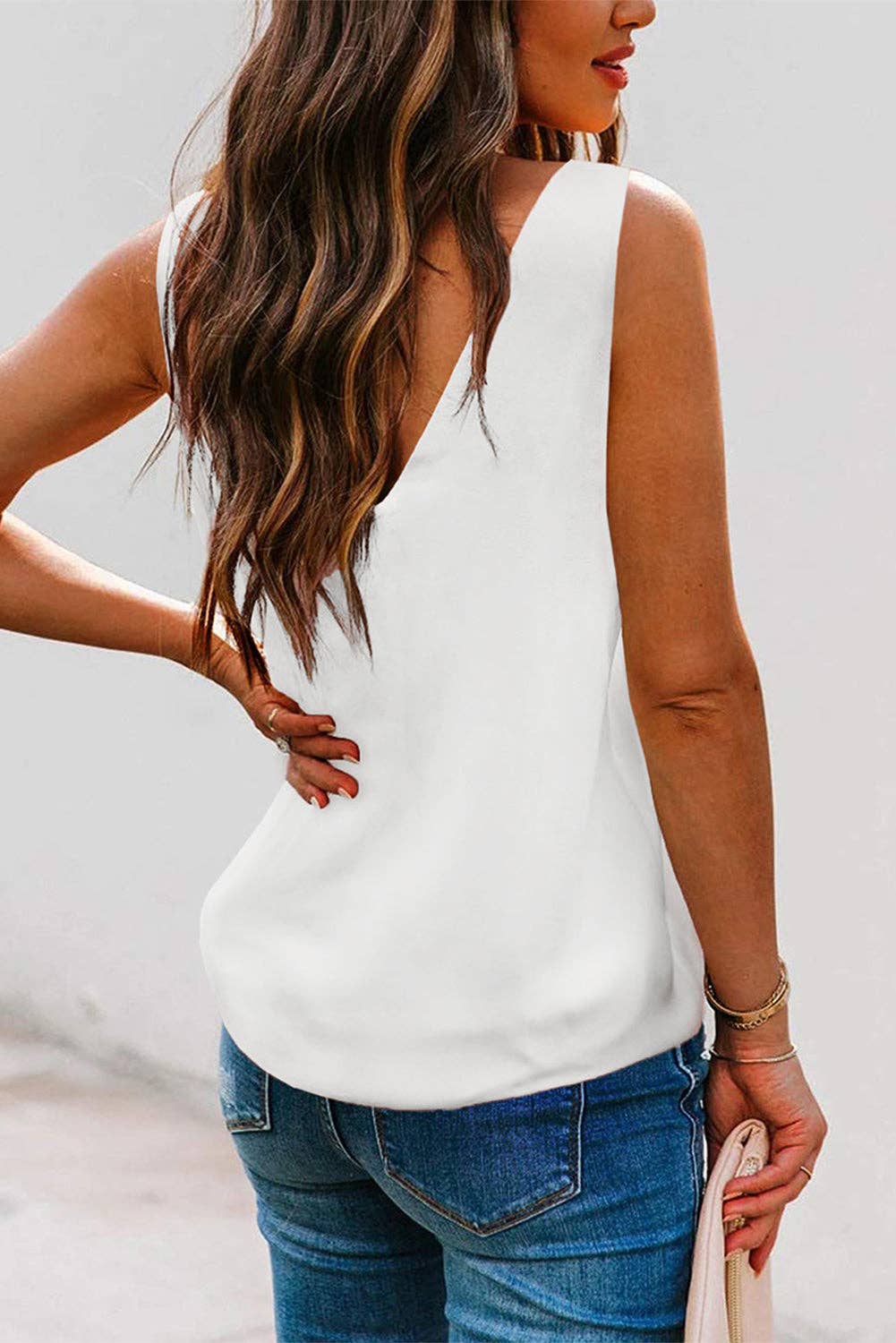 White Solid Color Deep V-Neck Loose Tank Top